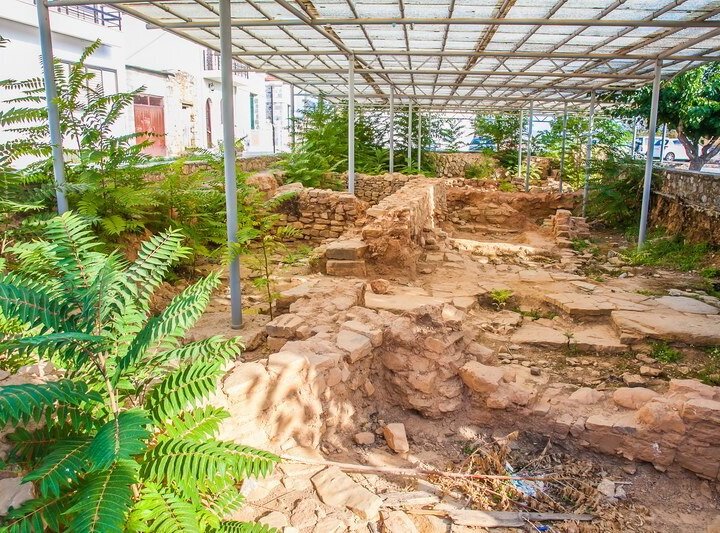 Archaeological site of Kastelli 6